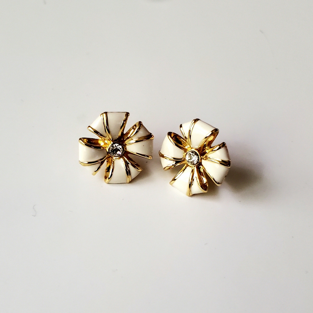 Ted Baker Creamy White Rosette Enamel Stud Earrings